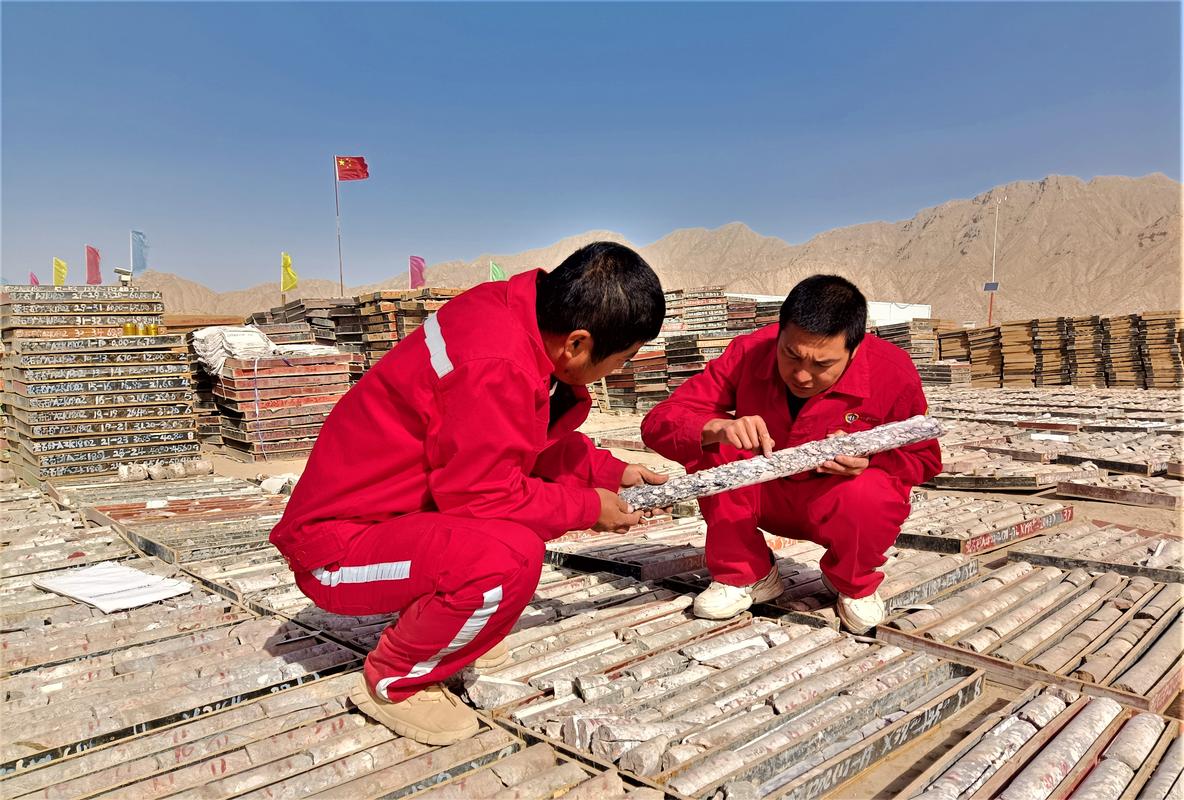 新疆维吾尔自治区地质局第一区调大队 科研创新推动攻深找盲，地矿风险勘查开发迈上新台阶